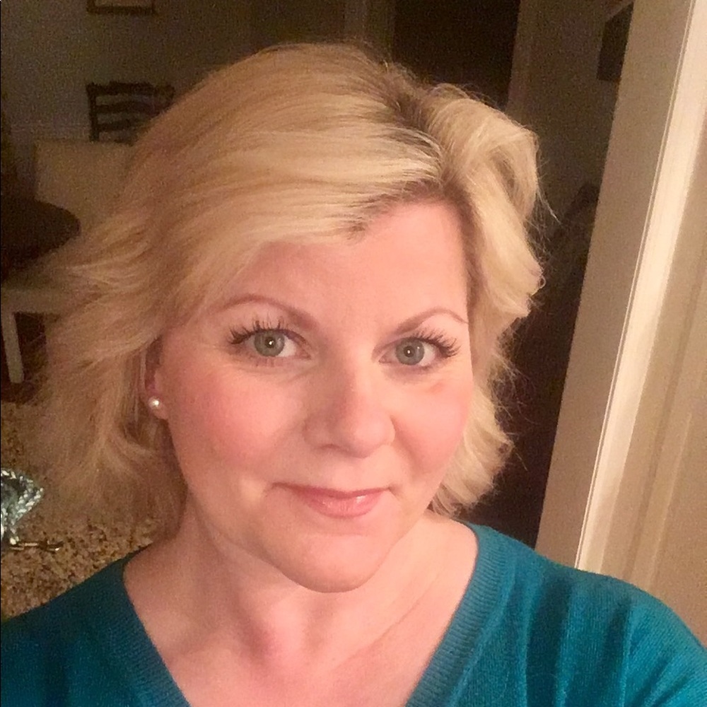 Meet your Posher, Jennifer